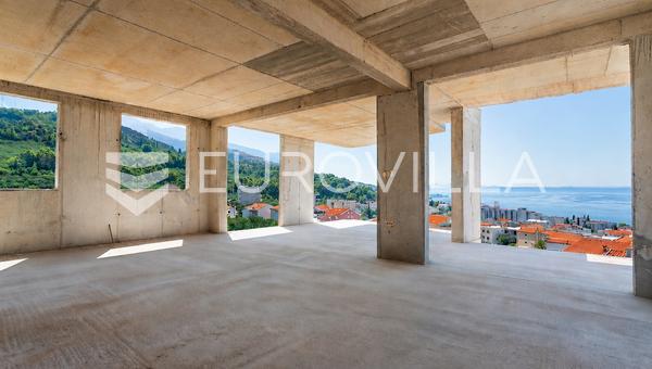 Makarska, Tucepi, attico con tre camere da letto e vista panoramica sul mare