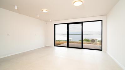 Zadar, Privlaka, luksuzni dvoetažni dvosoban stan 1. red do mora, 85,05 m²