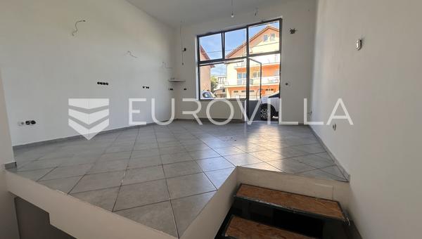 Zagrzeb, Kamenarka, lokal użytkowy, sklep na parterze z witryną, 55 m²