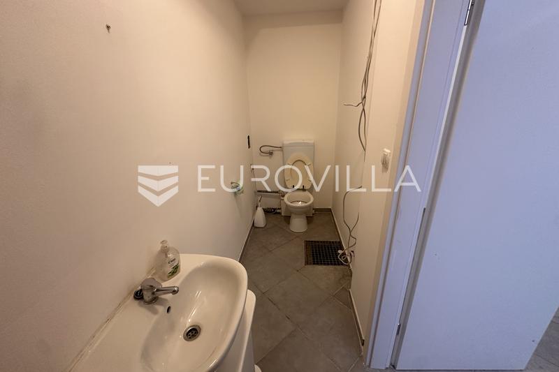 Zagrzeb, Kamenarka, lokal użytkowy, sklep na parterze z witryną, 55 m² - 9