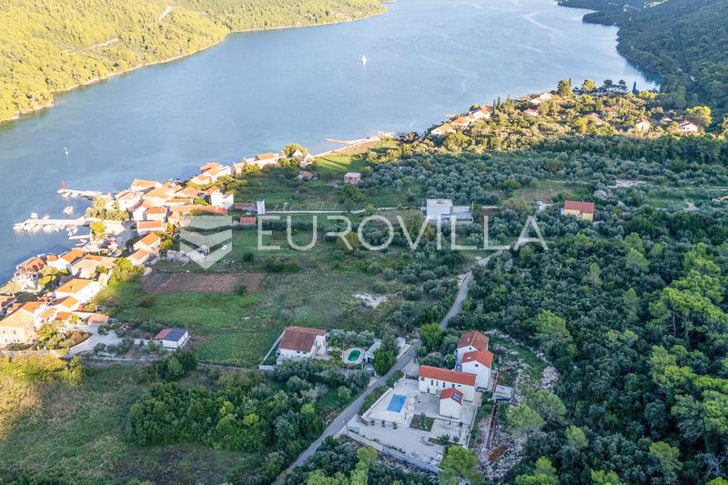 Pelješac, Broce, tradicionalna kamena kuća uz more - 7