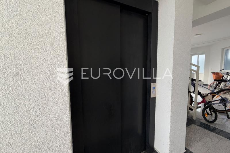 Đakovo, dvosoban stan na 1. katu zgrade s liftom - 11