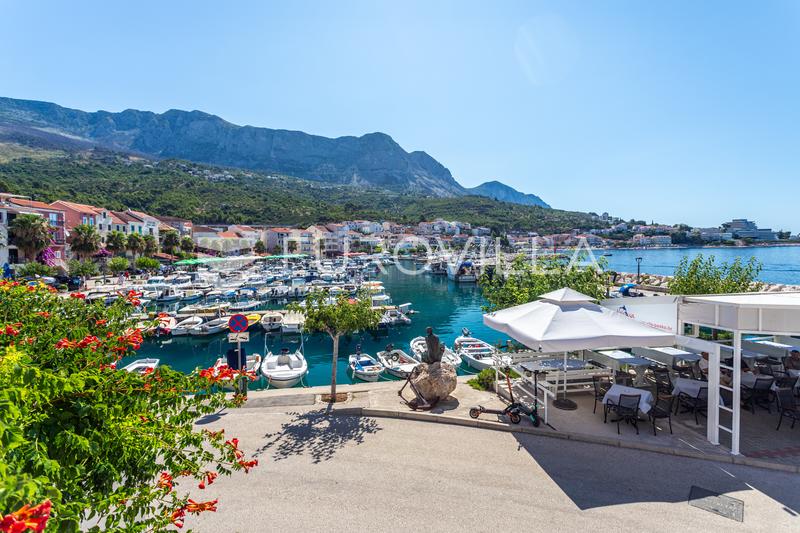 Podgora, dom wielorodzinny z pięknym widokiem, pierwszy rząd do morza - 18