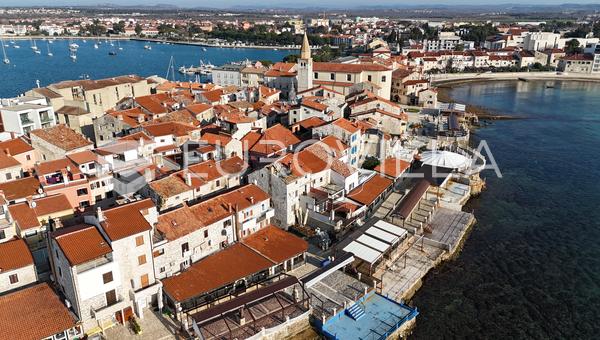 Istrien, Umag - Autentisk stenhus ved havet, en sjælden mulighed på markedet