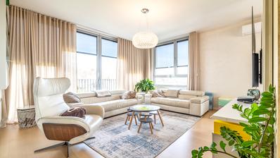 Zagreb, Sveti Duh, luxuoso apartamento de quatro quartos com estacionamento, 153 m²