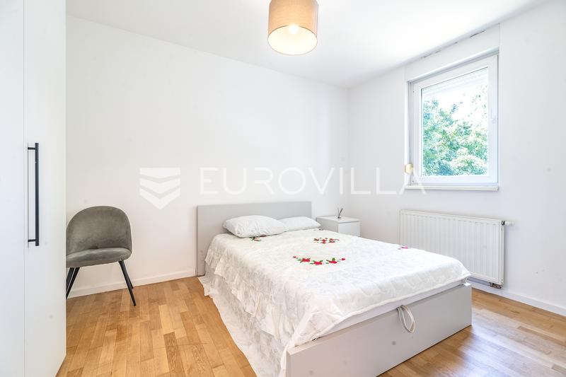 Zagreb, Blato, an attractive three-room apartment with parking of 74 m² - 5