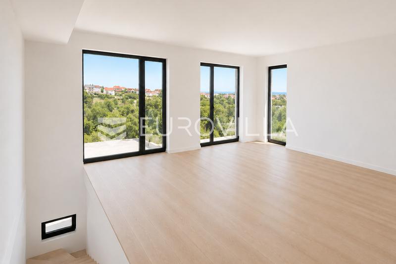 Remete - Apartamento de luxo duplex com quatro quartos, 160,30 m², com jardim privado, quatro lugares de estacionamento - 5