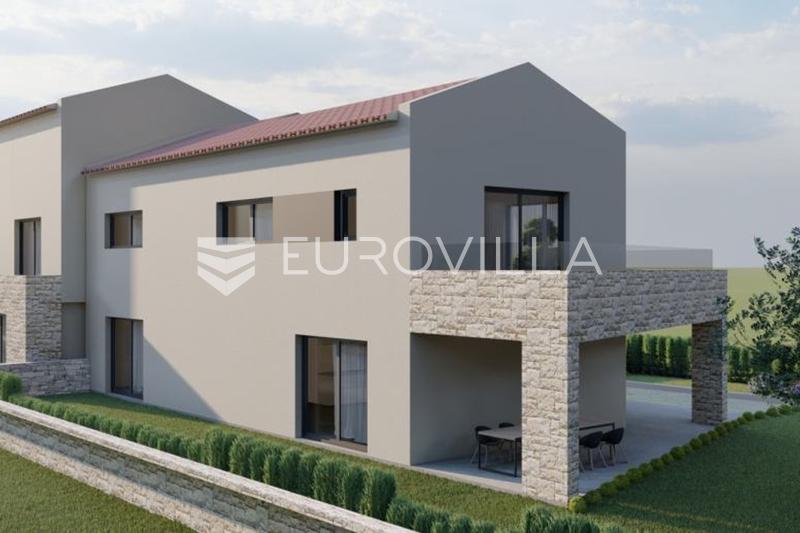 Vižinada, Brig - atraktivno građevinsko zemljište s pravomoćnom građevinskom dozvolom i natemeljima