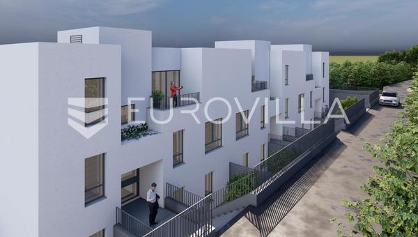 Split - Podstrana | Penthouse a második emeleten tágas terasszal