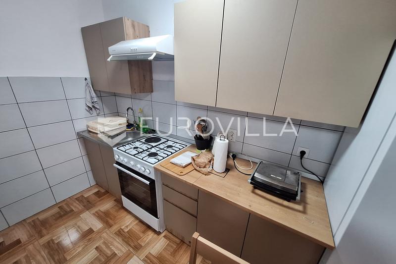 Karlovac, Zadobarje, appartement 25 m², récemment rénové avec terrasse - 3