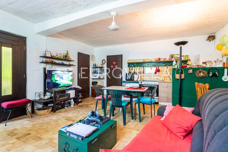 Solta, Necujam - Kiinteistö tilavalla 3 843 m²:n tontilla ensimmäisellä rivillä meren rannalla - 39