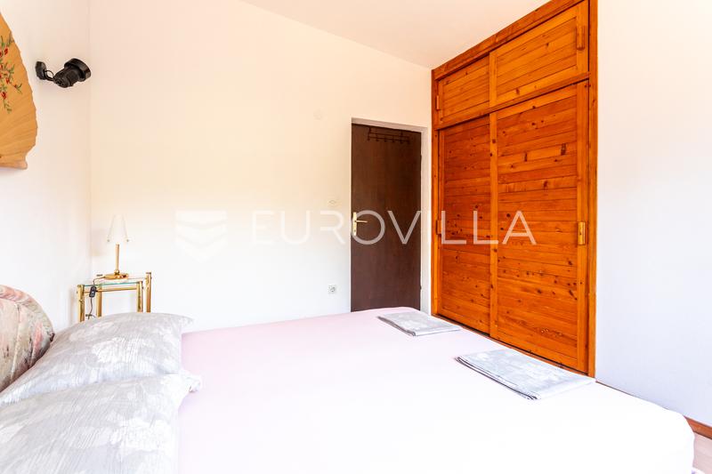 Solta, Necujam - Kiinteistö tilavalla 3 843 m²:n tontilla ensimmäisellä rivillä meren rannalla - 16