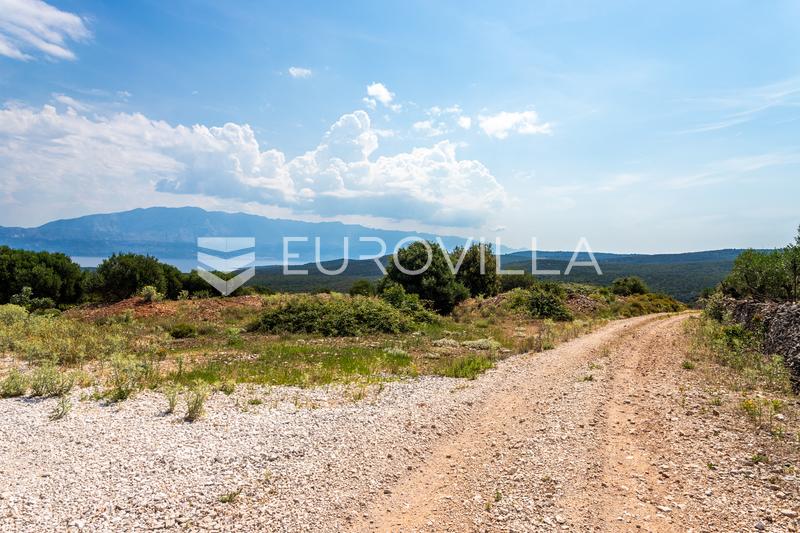 Pucisca, Insel Brac - INVESTITIONS-Baugrundstück 10.436 m² mit Baugenehmigung - 10