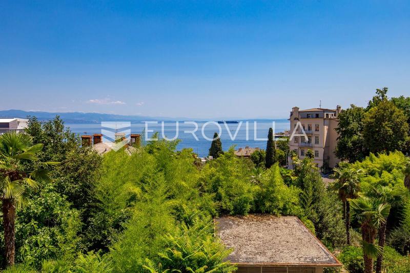 Opatija, renovated apartment, 100 m², second row from the sea, two balconies.