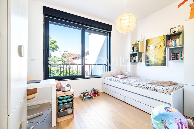 Zagreb, Tresnjevka, penthouse de trois chambres avec parking et terrasse - 8
