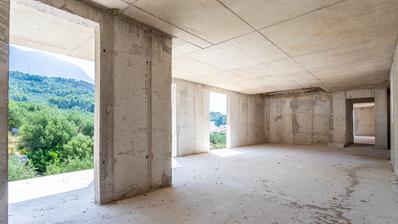 Makarska, Tucepi, tweelaags driekamerappartement in een modern nieuwbouwproject