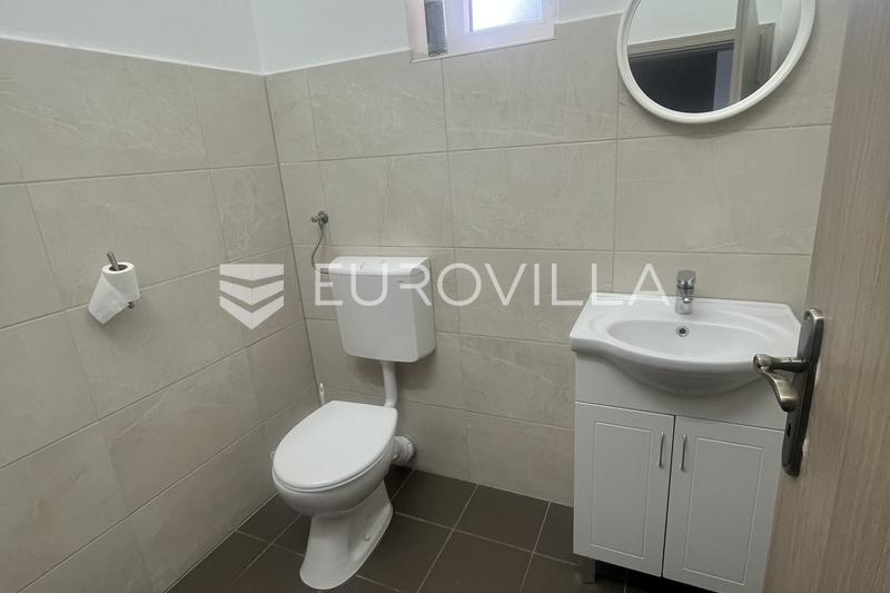 Slavonski Brod, 66 m² Local comercial en alquiler - 6