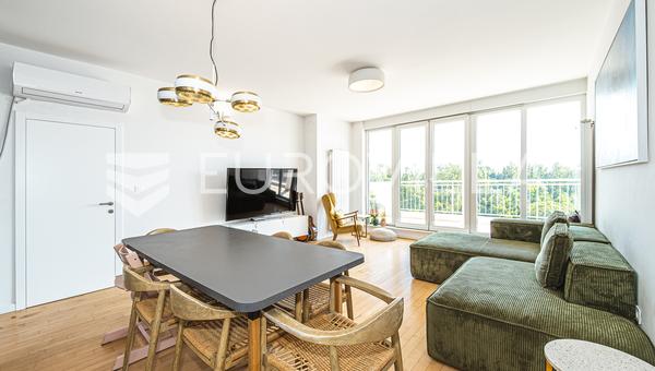 Zagreb, Vinogradi - fremragende penthouse med tre soveværelser, stor terrasse og panoramaudsigt, 121 m