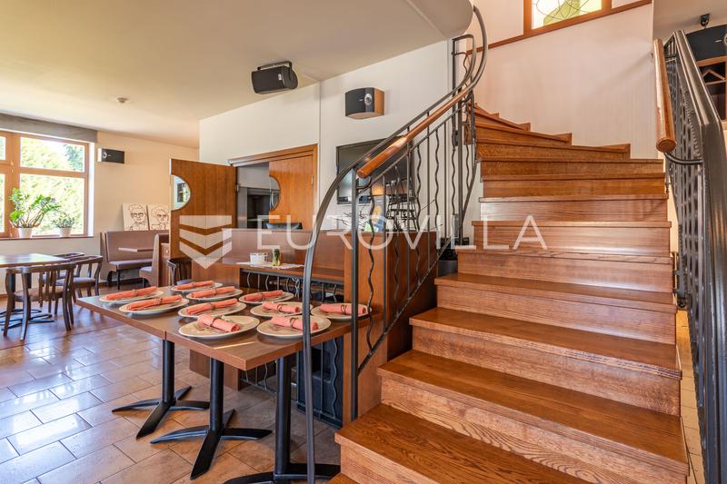 Nedelisce, Puscine - Restaurang, Pensionat, Evenemangscenter, 1 078 m² - 9