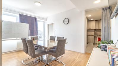 Zagreb, Amruševa, šesterosoban stan površine 129 m²