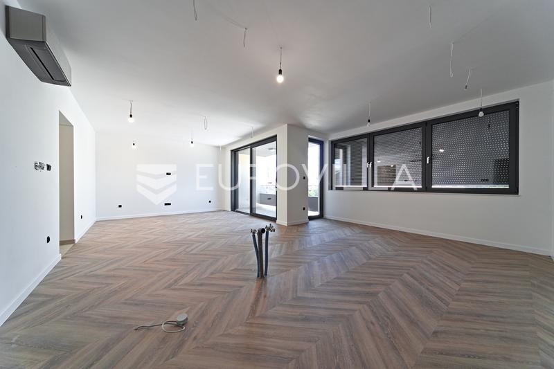  Osijek, Donji Grad, Moderne toværelses lejlighed, 111 m² med to private parkeringspladser  - 18