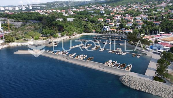 Kostrena - Üç binası olan 2.623 m² arsa, denize yakın, mükemmel konum