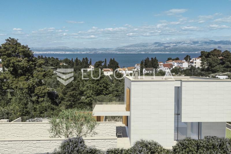 Brac, Sutivan, moderne villa under opførelse med åben havudsigt - 5