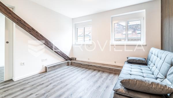 Zagreb, Donji grad, adaptiran dvosoban stan 33 m² na 3. katu