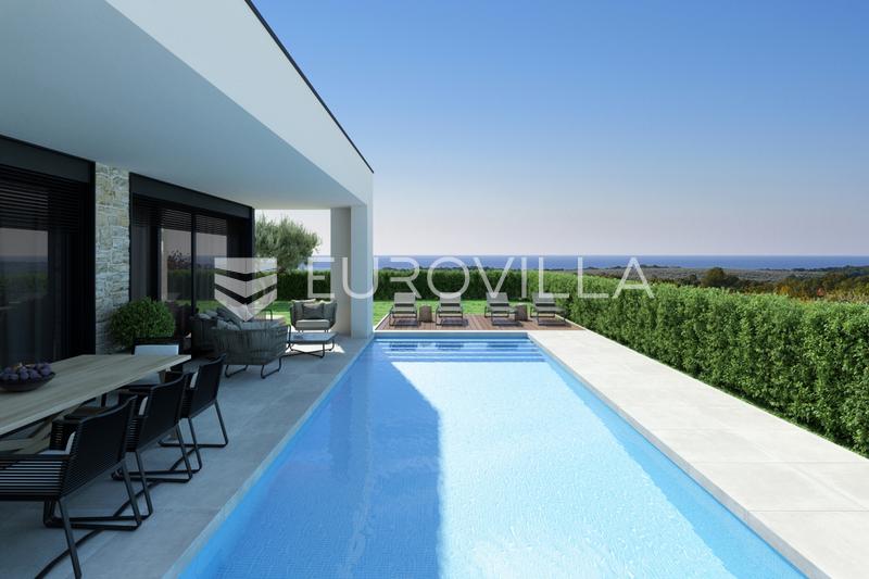 Istria, Poreč, modern villa with heated pool and sea view