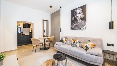 Zagreb, Preradovićeva ulica, kompletno adaptiran dvosoban stan, 30 m²