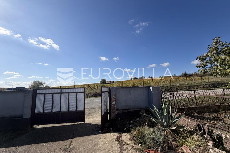 Mandićevac, 120 m² house with a large 1,164 m² plot - 8
