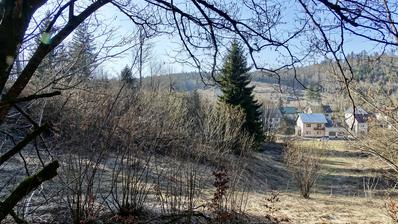 Delnice, atraktivan teren površine 1380 m² za gradnju obiteljskih kuća, vikendica