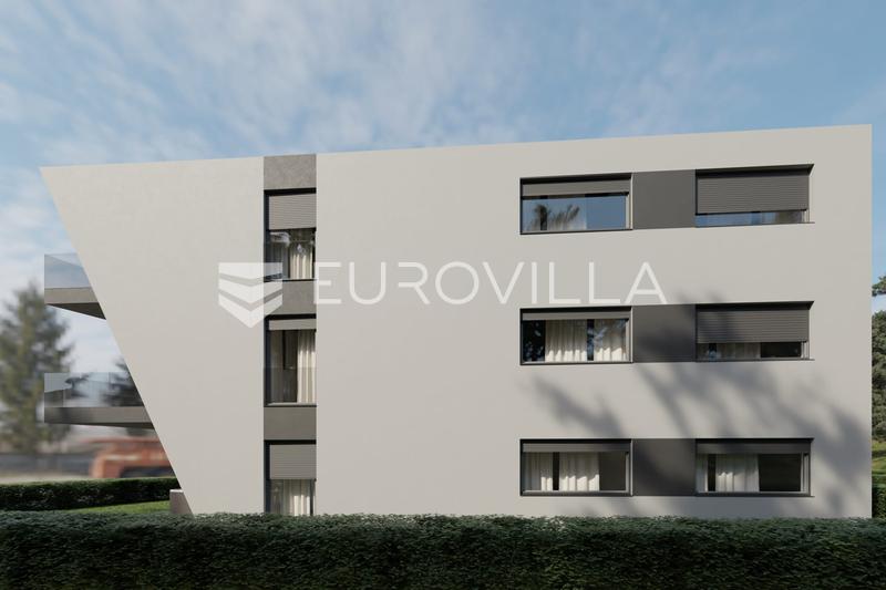 Istria, Umago - Terreno edificabile fronte mare con permesso per un progetto residenziale di lusso - 3