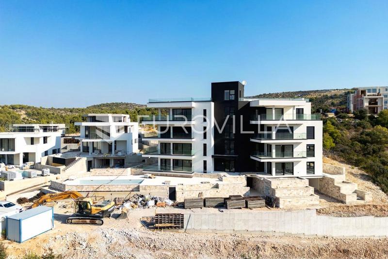 Primošten, vrhunski dvosoban stan idealan za život ili investiciju - 14
