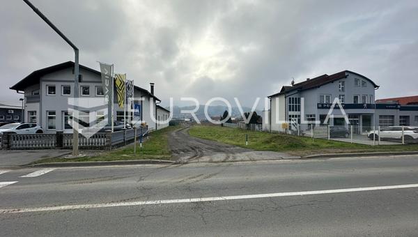 Pozega, byggnadstomt med affärspotential