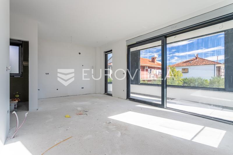 Trogir, apartamento de dos dormitorios en el primer piso con balcón - 4