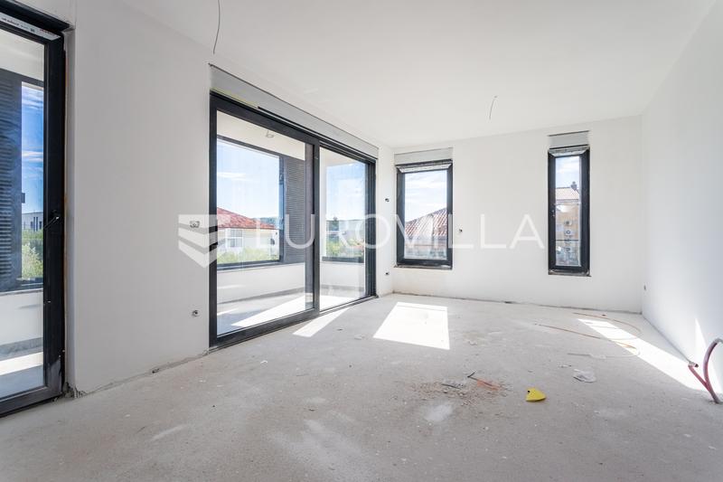 Trogir, apartamento de dos dormitorios en el primer piso con balcón - 1