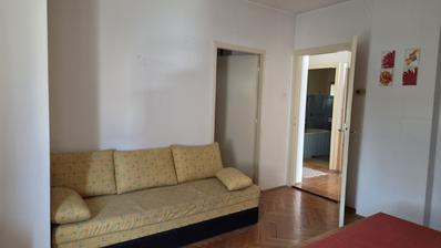 Záhřeb, Gornja Dubrava, Trepčanská ulice, dvoupokojový byt 58 m², první patro