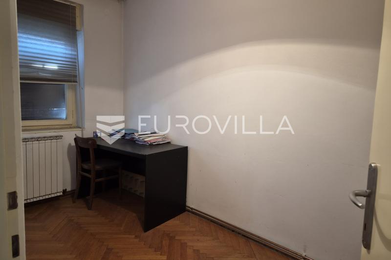 Zagreb, Gornja Dubrava, Rua Trepcanska, apartamento de dois quartos de 58 m², primeiro andar - 4