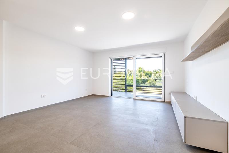 Zagreb, Remete, fremragende, nyrenoveret treværelses lejlighed med balkon. - 5