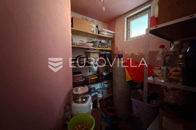 Satnica Dakovacka - İyi Bakımlı 3 Yatak Odalı Tek Katlı Ev - 11