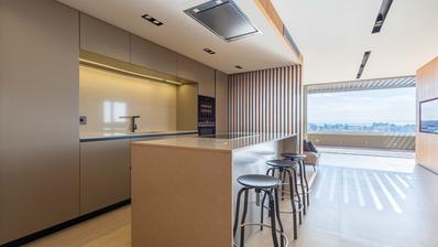 Istra, Novigrad, luksuzan penthouse 135 m², dvije spavaće sobe, pogled na more, parking