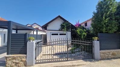Zadar, Vir, vrijstaand huis met veel potentieel