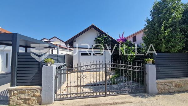 Zadar, Vir, detached house with great potential