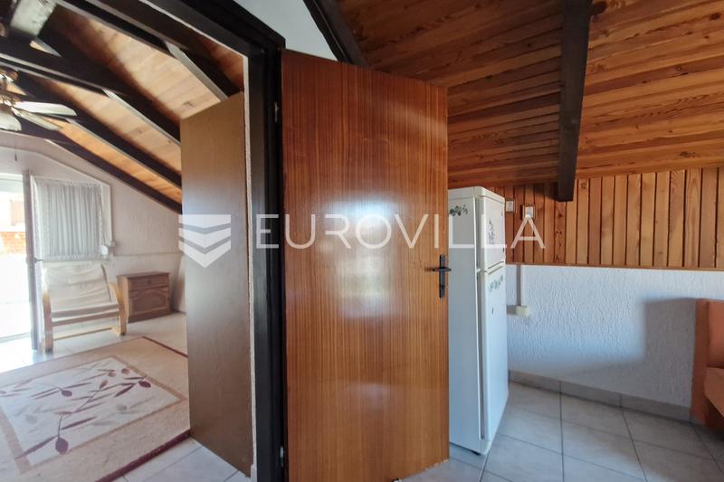 Zadar, Vir, casa unifamiliar con gran potencial - 39