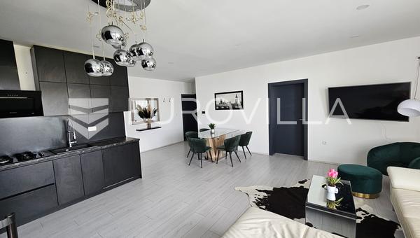 Osijek, Cvjetno naselje, lindo apartamento de 4 quartos, CONSTRUÇÃO NOVA.