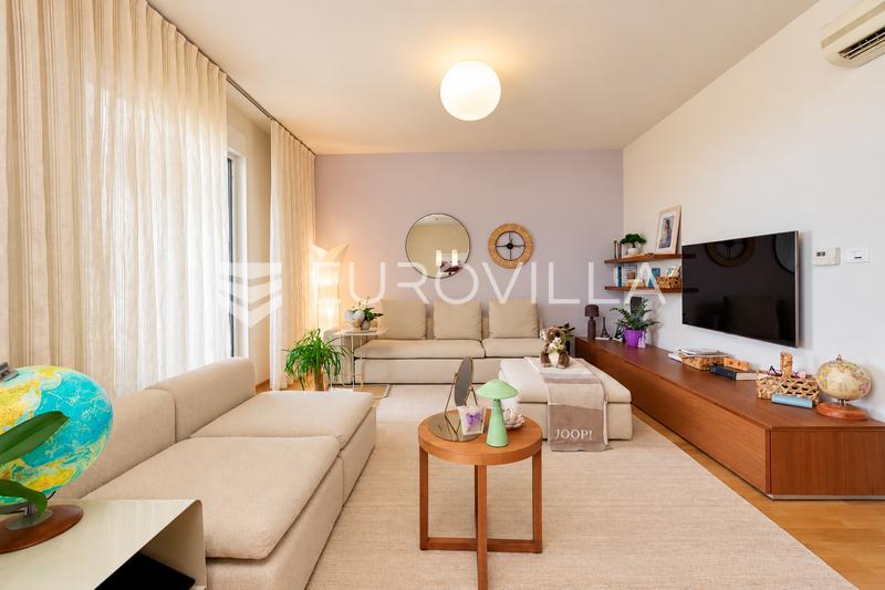 Rijeka, Martinkovac, prekrasan trosoban stan 95 m², pogled na more - 3
