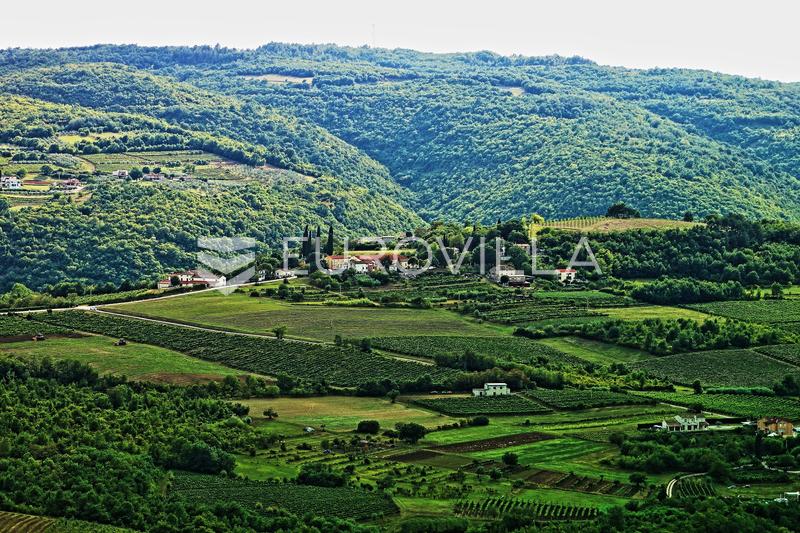 Istria, Labin, terreno edificable en un idilio forestal - 1