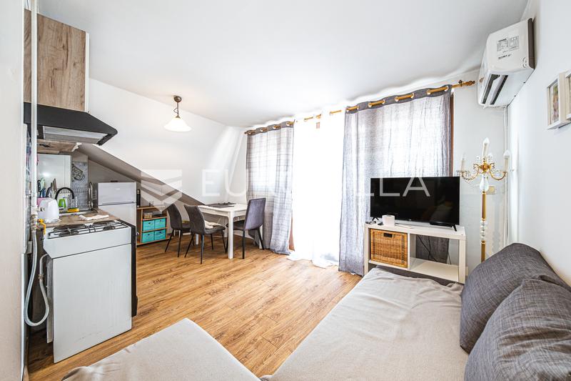 Zagreb, Trešnjevka, Zagorska, functional two room apartment with terrace, 46 m² - 2