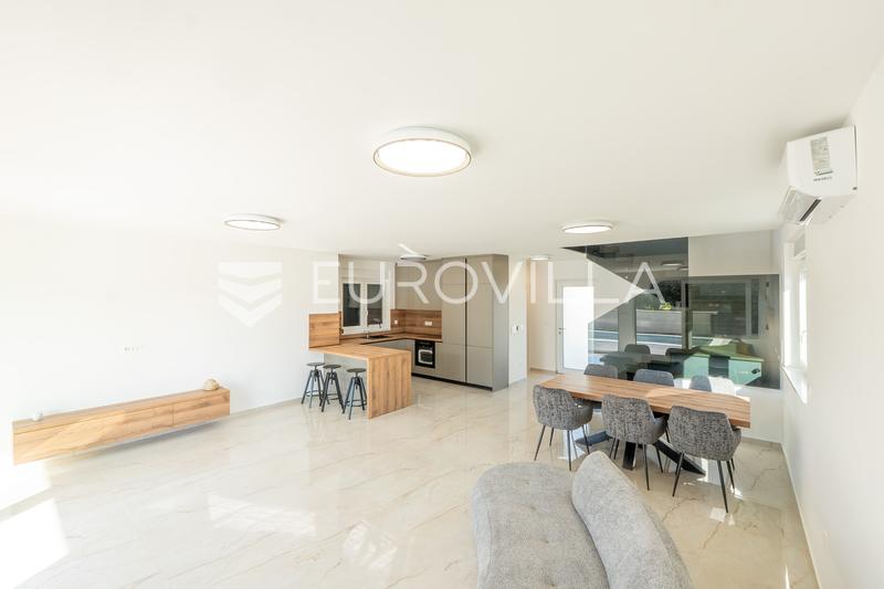 Zadar, Privlaka, modern villa with swimming pool, new building, 300m from the sea